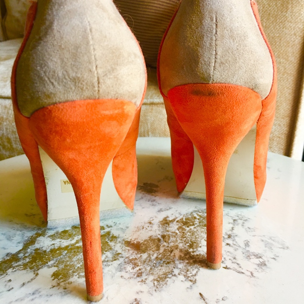 BOGO FREE CLOSET CLEAN OUT - Picture 3 of 8